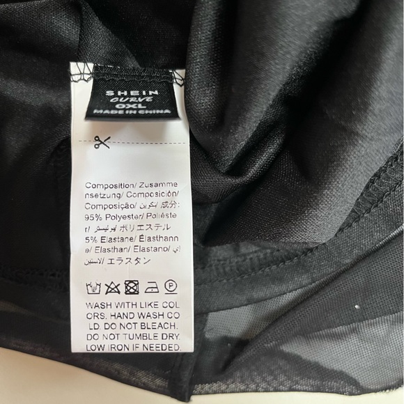 Black flutter sleeve dress - Picture 4 of 10